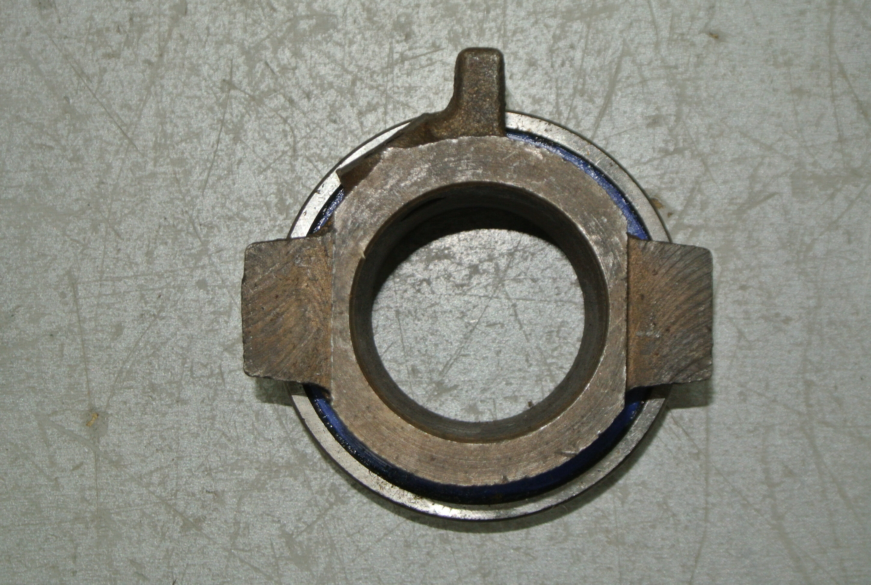 Муфта выжимного с подшипником ГАЗ-53, 3307, 66, ПАЗ (Вологда) Муфта выжимного с подшипником ГАЗ-53, 3307, 66, ПАЗ (Вологда)