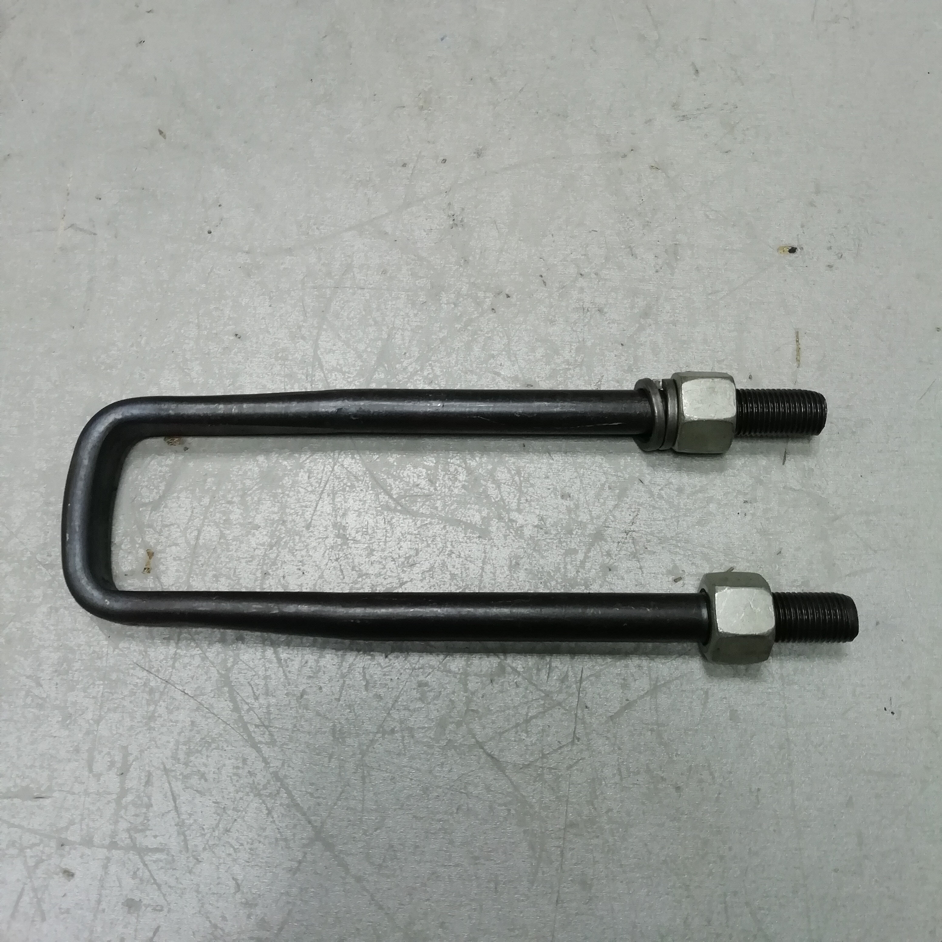 ��������� ������� ��� 452 � ������� L-205mm 452-2902408  �14*1,5*60*205