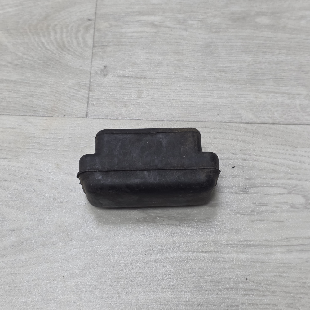 Подушка ГАЗ-53, 3307 рессоры передней верхняя, ГАЗон Next рессоры задней нижняя Подушка ГАЗ-53, 3307 рессоры передней верхняя, ГАЗон Next рессоры задней нижняя