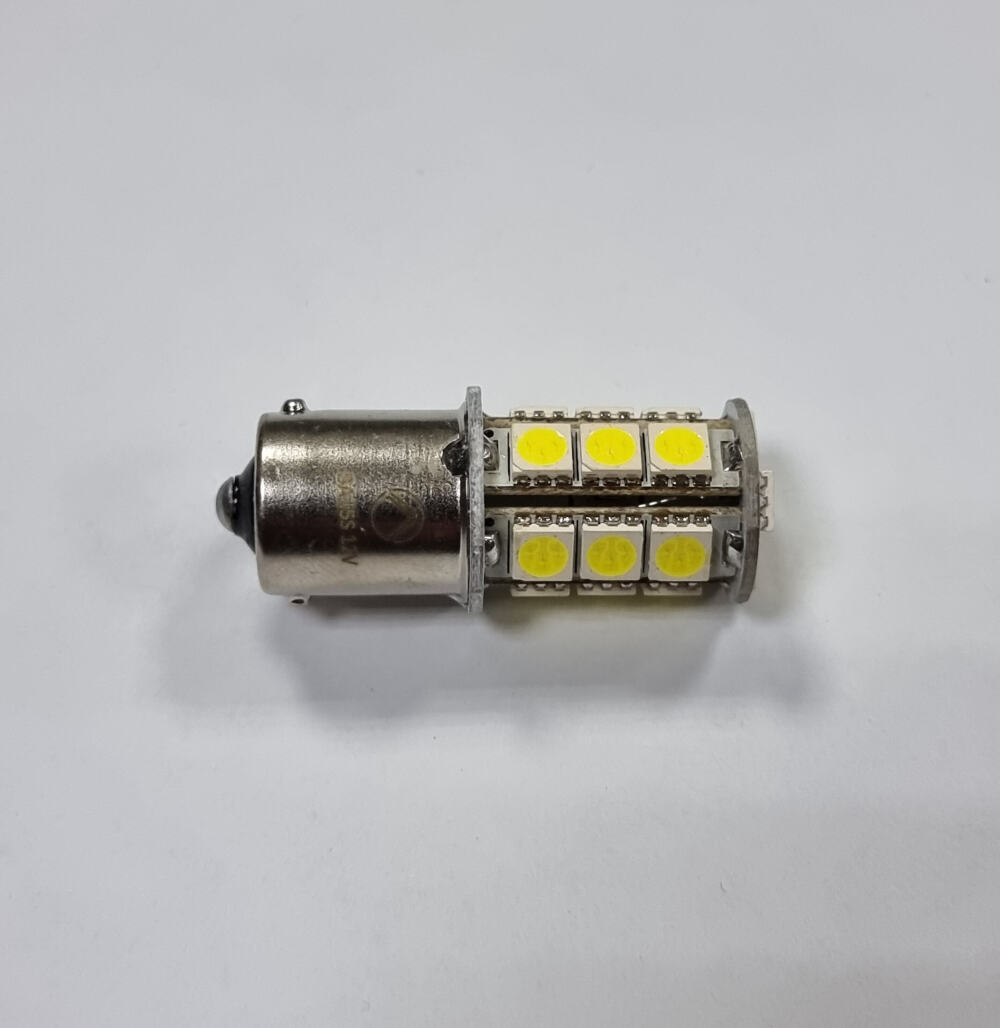 Автолампа 12-21-3 (1 конт.) LED кукуруза 15SMD Автолампа 12-21-3 (1 конт.) LED кукуруза 15SMD