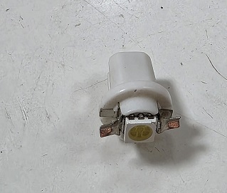 ��������� 12-1,2 ������������ ( ������ ) LED � ��������
