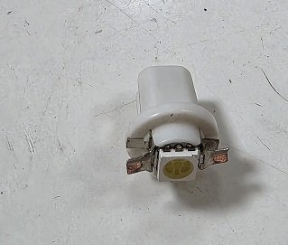 ��������� 12-1,2 ������������ ( ������ ) LED � ��������