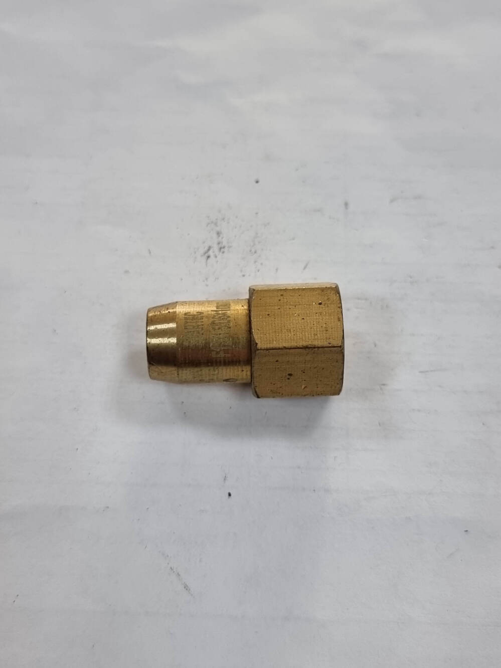 INF.11.F1206 Переходник F12*1.5 D=6*1 INF.11.F1206 Переходник F12*1.5 D=6*1
